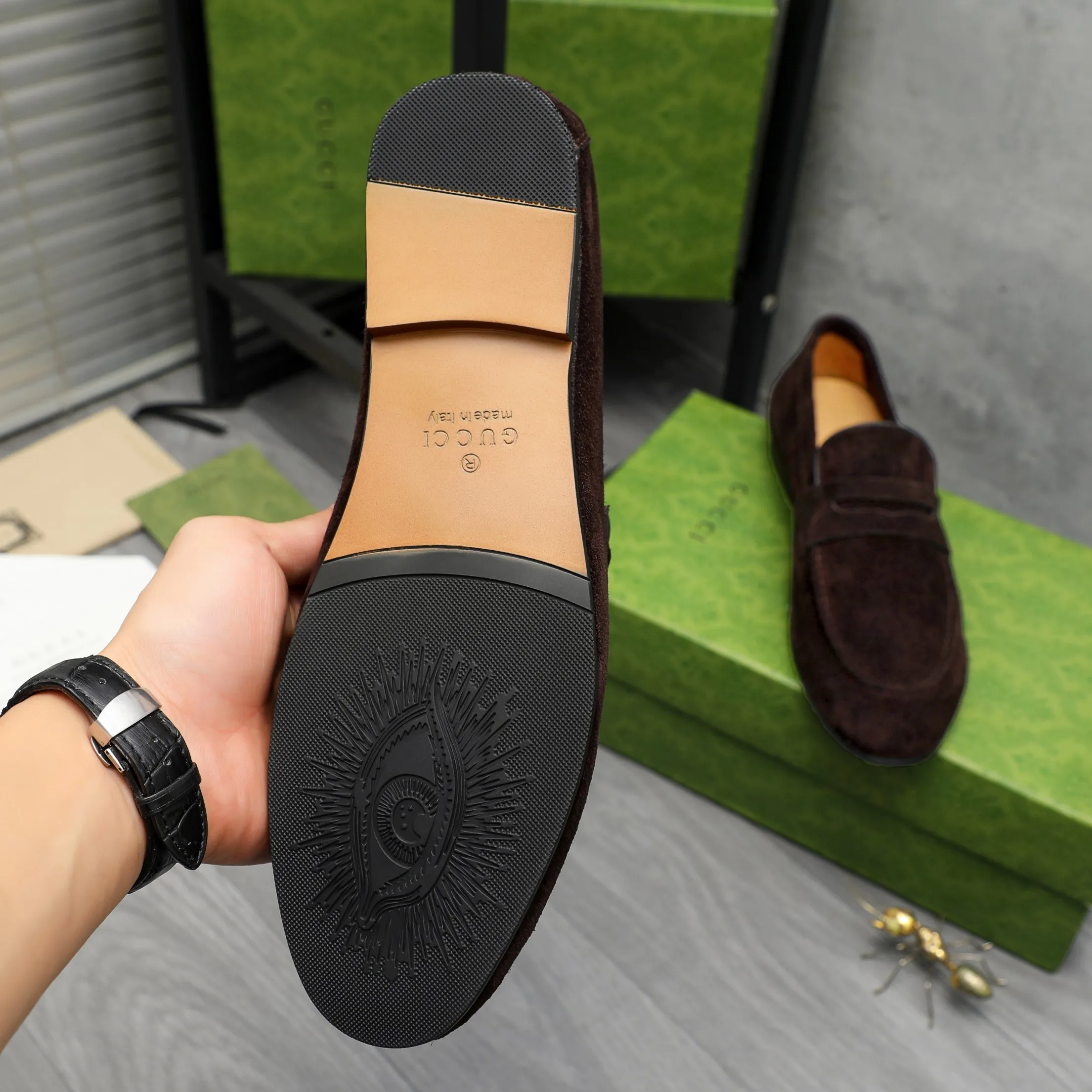 Men's shoes 💰p400 Product trademark: GUCCI "Gucci" business casual leather shoes Regular size: 38-46 (38.45.46 custom-made, non-returnable) Product materials: Selected suede cowhide upper, cowhide lining, original rubber outsole